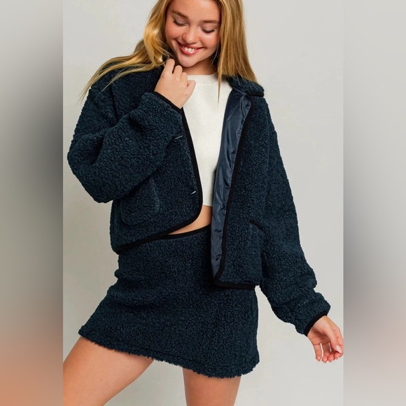 Sherpa Jacket & Skirt Set ✨ - Picture 1 of 4